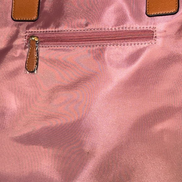 Mia & Tess - Nylon Tote and Cross Body Bag in Dusty Rose - Picture 9 of 12
